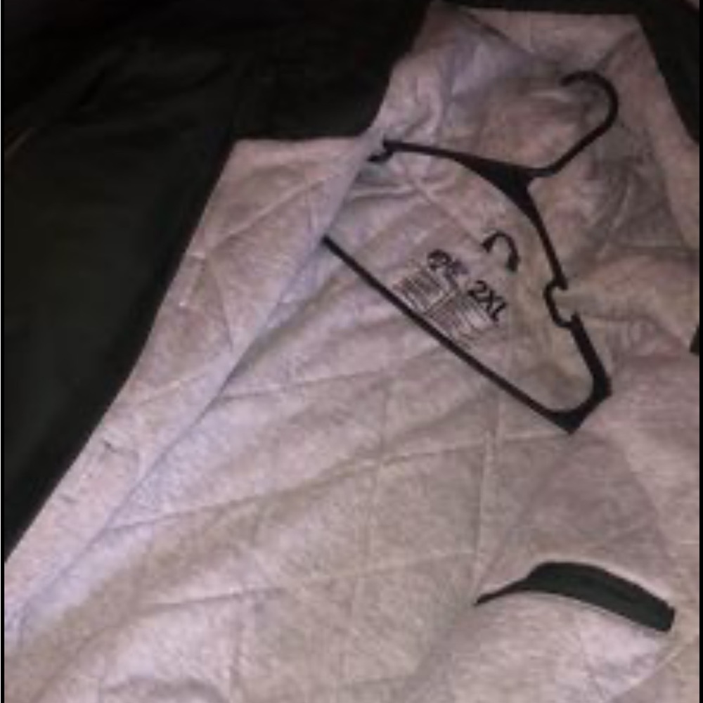 Bass Pro Jacket - Picture 2 of 2
